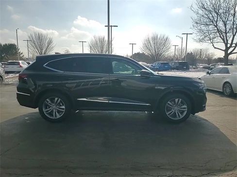 New 2026 Acura MDX SH-AWD image 3