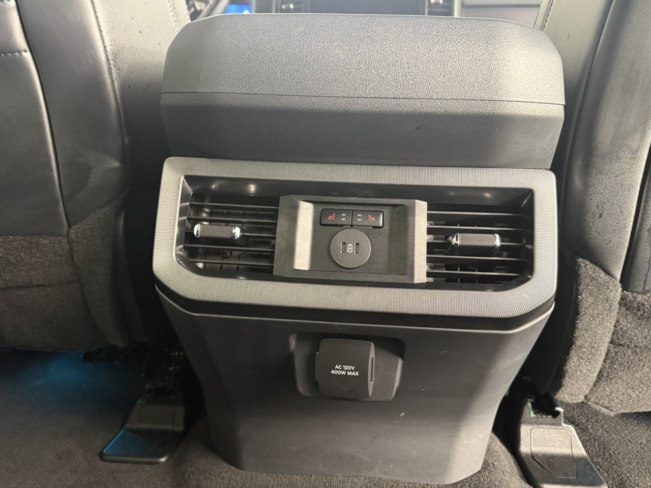 Used 2026 Ford F350 Platinum w/ Tremor Off-Road Package AWD/4WD image 14