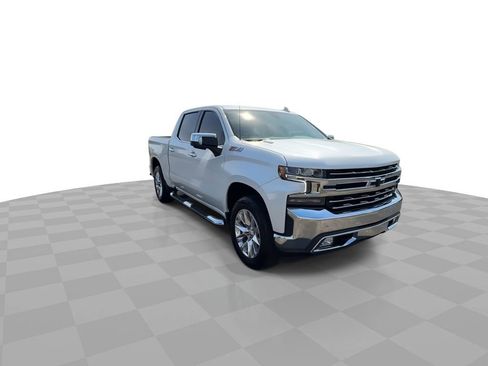 Certified 2022 Chevrolet Silverado 1500 LTZ w/ Safety Package II AWD/4WD image 3