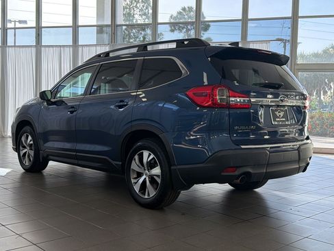 Used 2020 Subaru Ascent Premium w/ Convenience Package AWD/4WD image 3