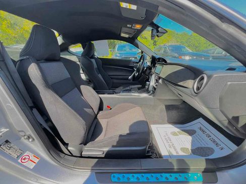 Used 2019 Toyota 86 image 15