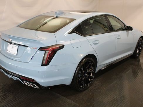 Used 2025 Cadillac CT5 V image 4