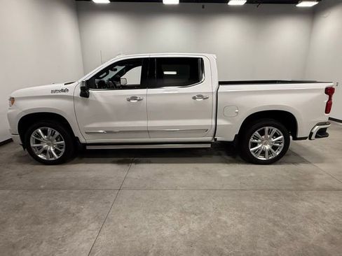 Used 2024 Chevrolet Silverado 1500 High Country w/ High Country Premium Package image 8