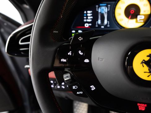Used 2025 Ferrari Purosangue image 88