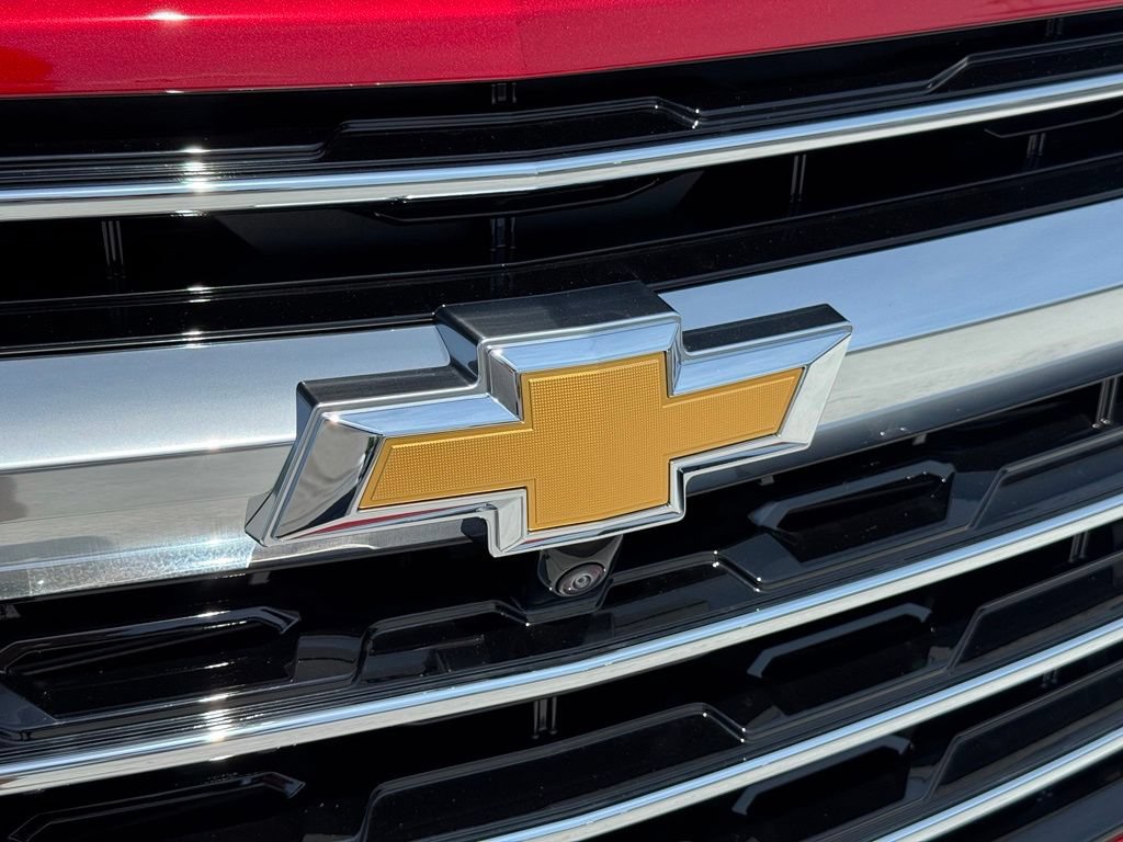 New 2026 Chevrolet Traverse High Country w/ LPO, Floor Liner Package FWD image 9