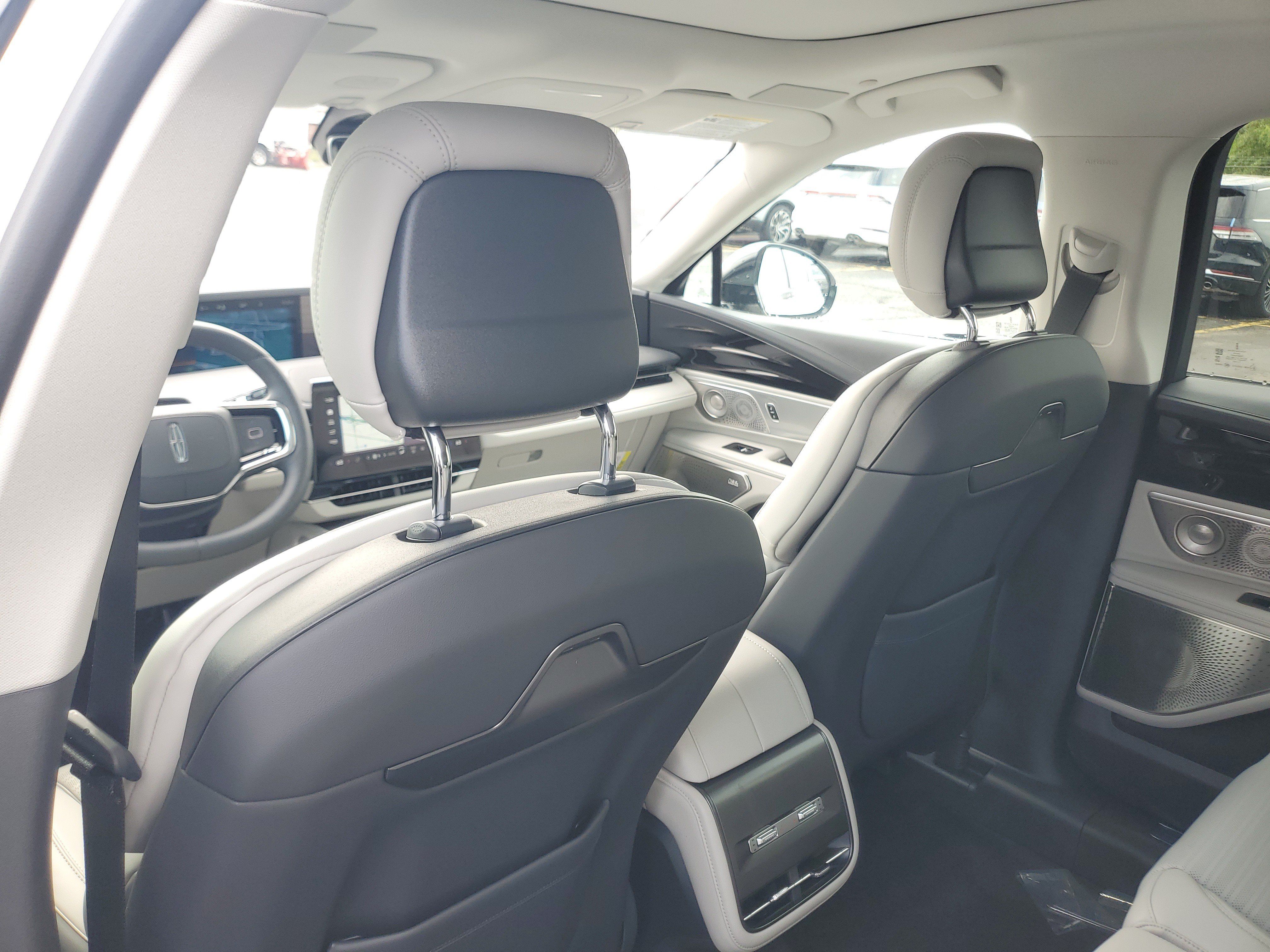 New 2026 Lincoln Nautilus Reserve AWD/4WD image 29