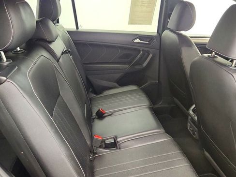 Used 2023 Volkswagen Tiguan SE R-Line FWD image 21