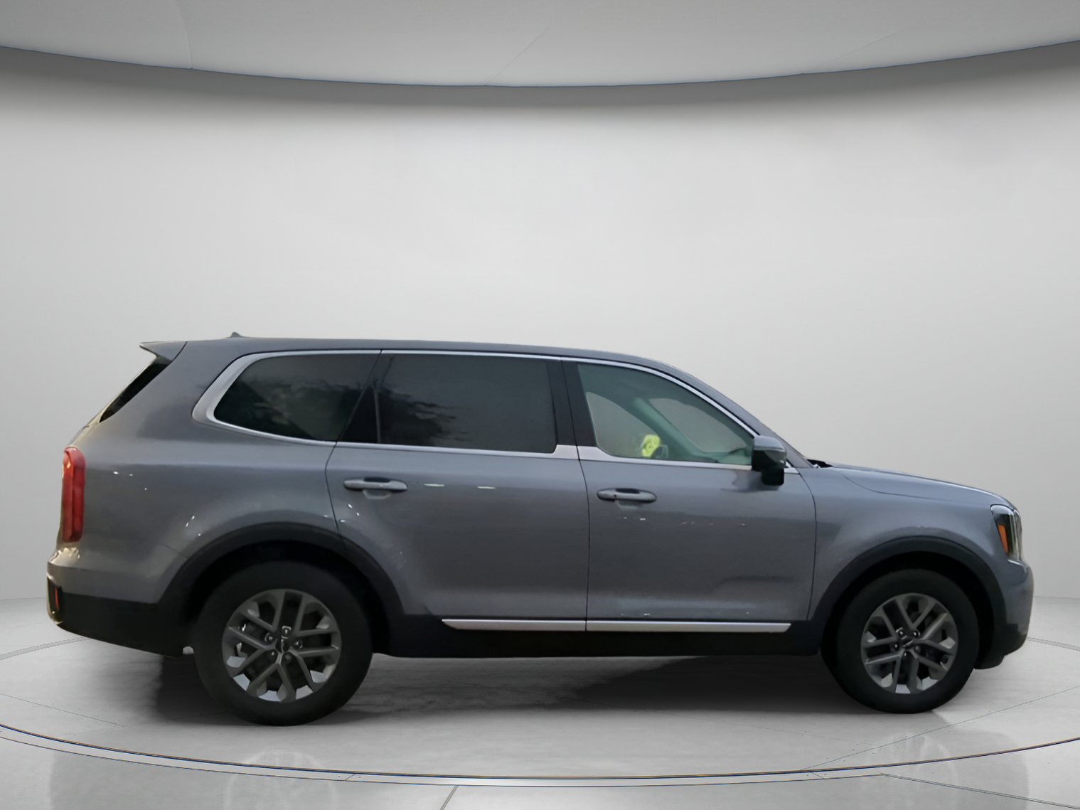 Used 2024 Kia Telluride LX AWD/4WD image 32