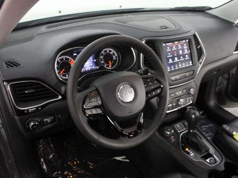 Used 2023 Jeep Cherokee Altitude Lux image 8