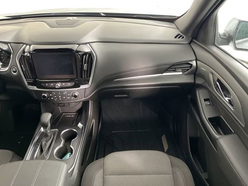 Certified 2023 Chevrolet Traverse LT FWD image 21