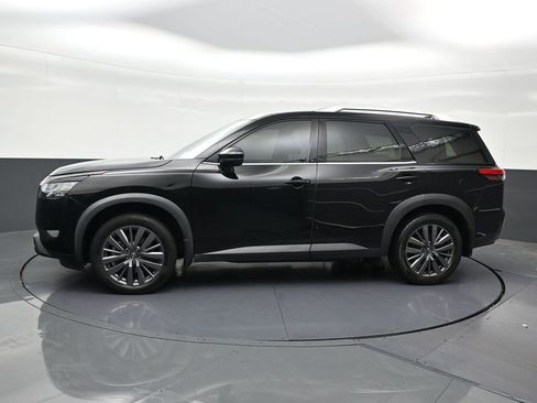 Used 2022 Nissan Pathfinder SL w/ SL Premium Package FWD image 2