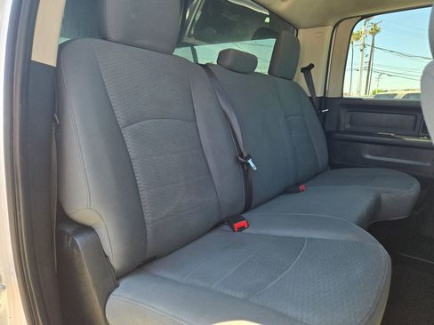 Used 2018 RAM 1500 Express image 18