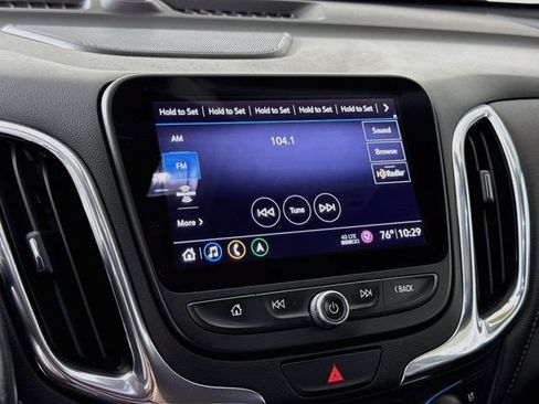Used 2020 Chevrolet Equinox Premier AWD/4WD image 15