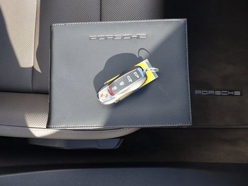 Used 2023 Porsche 718 Boxster image 57