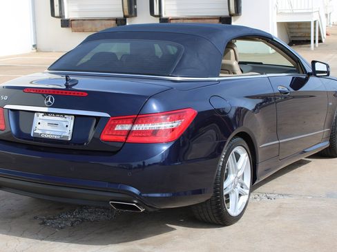 Used 2012 Mercedes-Benz E 550 Cabriolet image 35