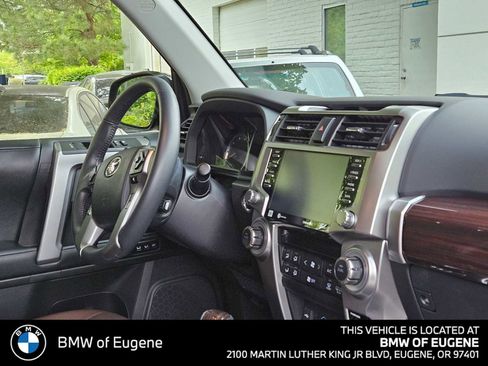 Used 2021 Toyota 4Runner Limited AWD/4WD image 11