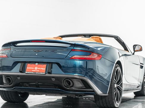 Used 2016 Aston Martin Vanquish Volante RWD image 9