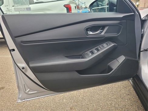 New 2025 Honda Accord SE image 7