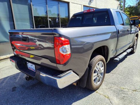 Used 2017 Toyota Tundra SR5 image 8