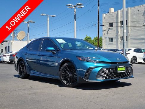 Used 2025 Toyota Camry SE w/ Multimedia Upgrade Package FWD image 34
