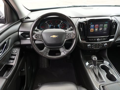 Used 2019 Chevrolet Traverse LT w/ LT Premium Package AWD/4WD image 22
