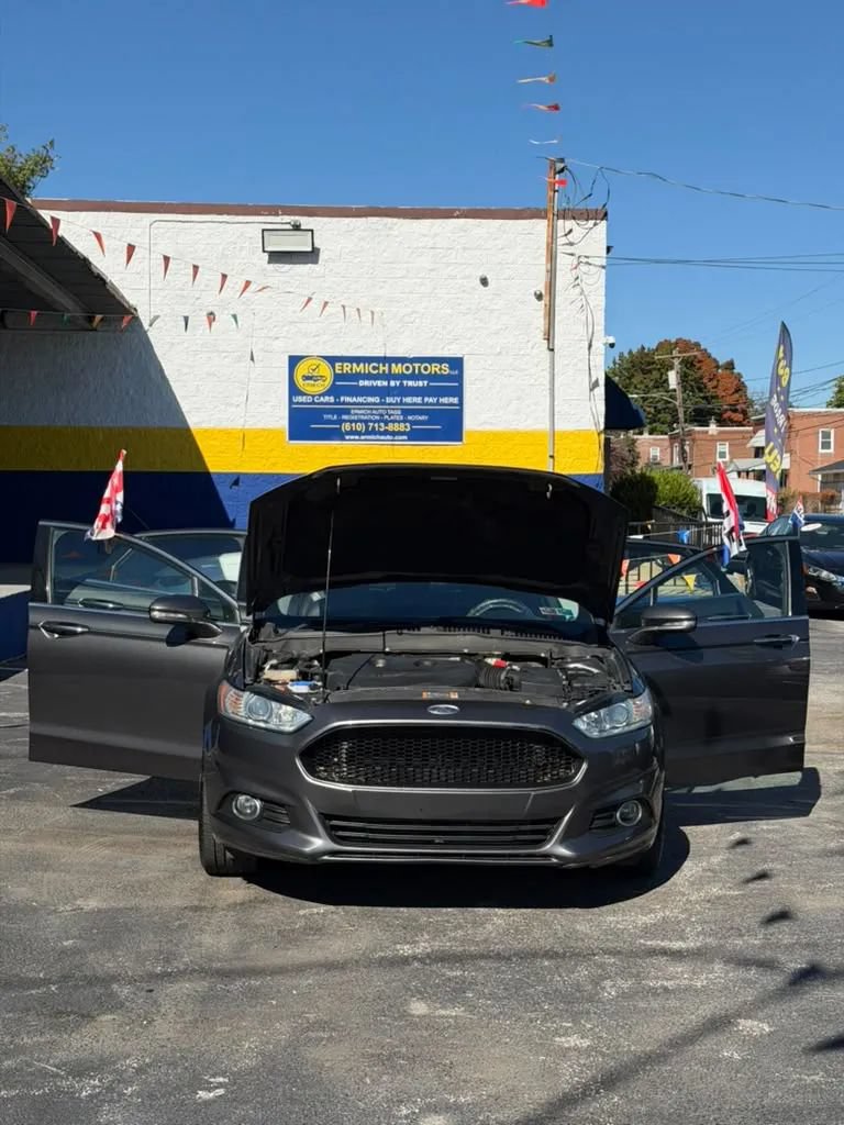 Used 2016 Ford Fusion SE w/ Equipment Group 202A AWD/4WD image 15