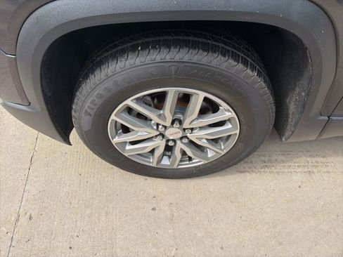 Used 2017 GMC Acadia SLE w/ Driver Alert Package I AWD/4WD image 10