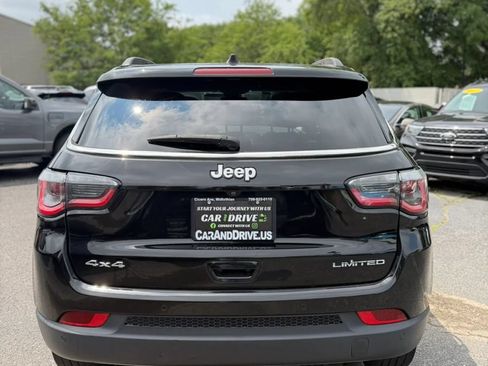 Used 2018 Jeep Compass Limited w/ Navigation Group AWD/4WD image 4