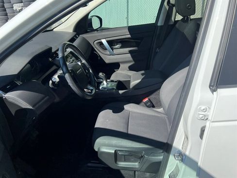 Used 2020 Land Rover Discovery Sport image 17