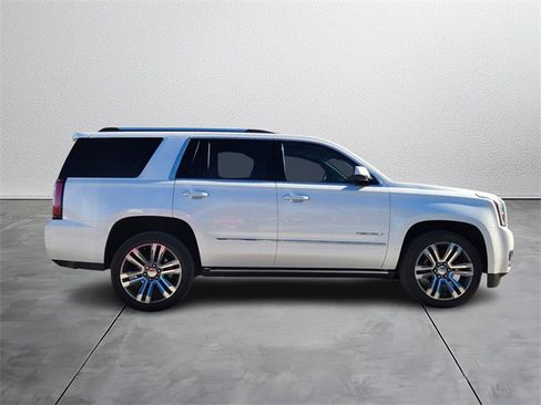 Used 2019 GMC Yukon Denali w/ Denali Ultimate Package image 5