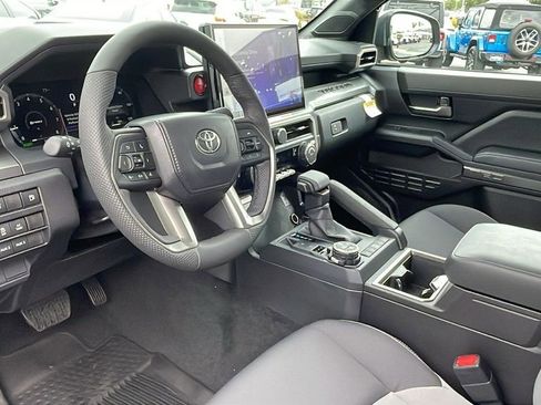 New 2026 Toyota Tacoma TRD Off-Road AWD/4WD image 14