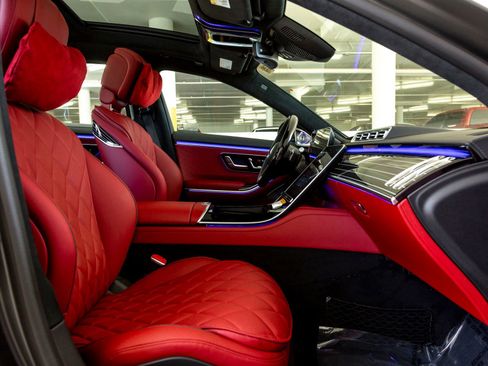 New 2026 Mercedes-Benz S 580 4MATIC Sedan image 26