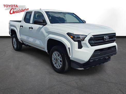 Used 2026 Toyota Tacoma SR RWD image 3
