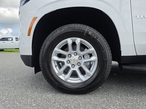 New 2026 Chevrolet Tahoe LS RWD image 37