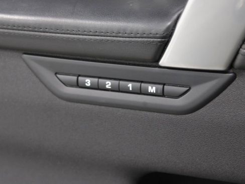 Used 2021 Land Rover Discovery Sport SE AWD/4WD image 23