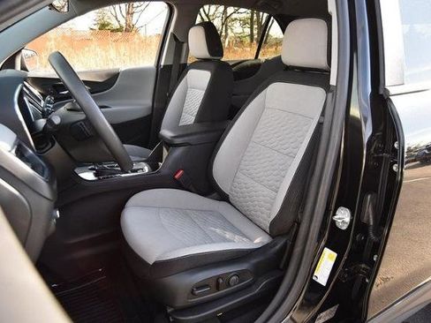 Used 2020 Chevrolet Equinox LS w/ LPO, Cargo Package image 18