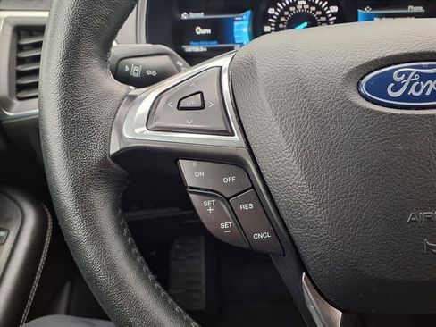 Used 2024 Ford Edge Titanium image 21