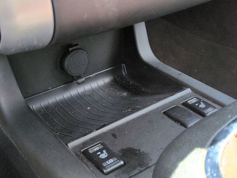 Used 2010 Nissan Murano LE FWD image 32