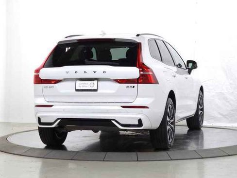 Used 2024 Volvo XC60 B5 Core w/ Protection Package Premier image 11
