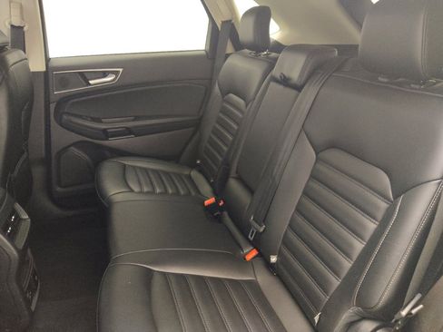 Used 2021 Ford Edge SEL w/ Convenience Package FWD image 18
