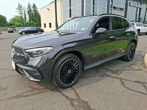 Used 2026 Mercedes-Benz GLC 300 4MATIC image 3