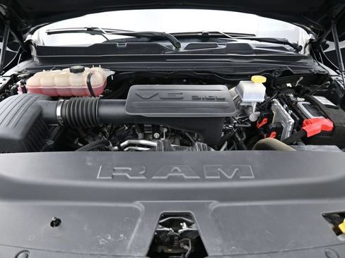 Used 2022 RAM 1500 Tradesman AWD/4WD image 30
