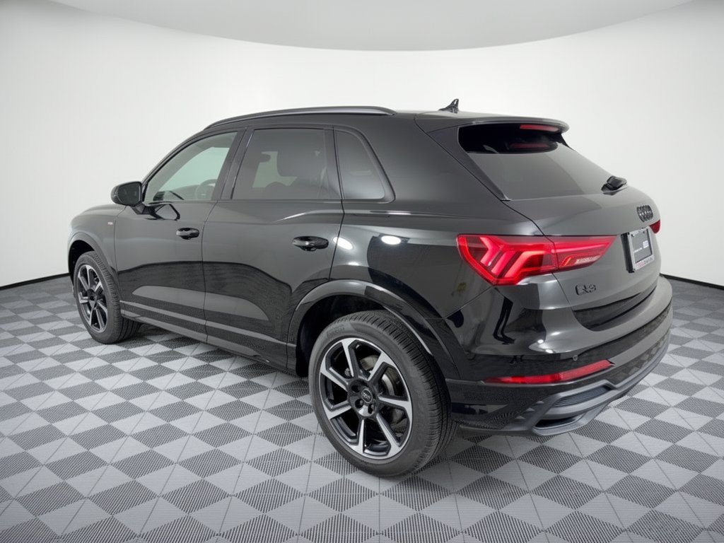 Certified 2025 Audi Q3 2.0T Premium Plus w/ Premium Plus Package AWD/4WD image 3