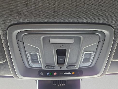 Used 2024 Chevrolet Silverado 1500 LTZ image 22