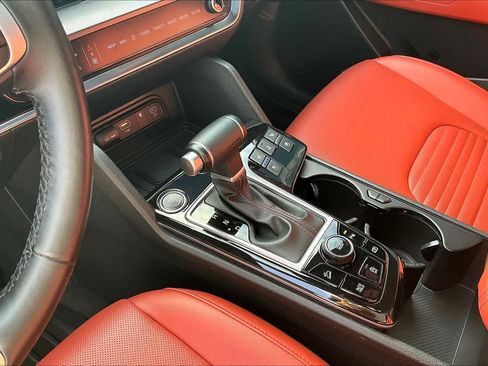 Certified 2023 Kia Sportage SX FWD image 15