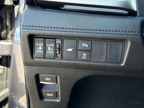 New 2026 Honda Odyssey Touring image 34