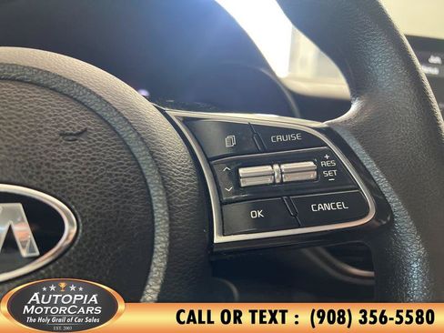 Used 2021 Kia Forte LXS FWD image 21