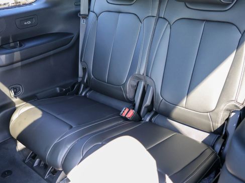 New 2026 Jeep Grand Cherokee L Limited w/ Limited Altitude Package image 15