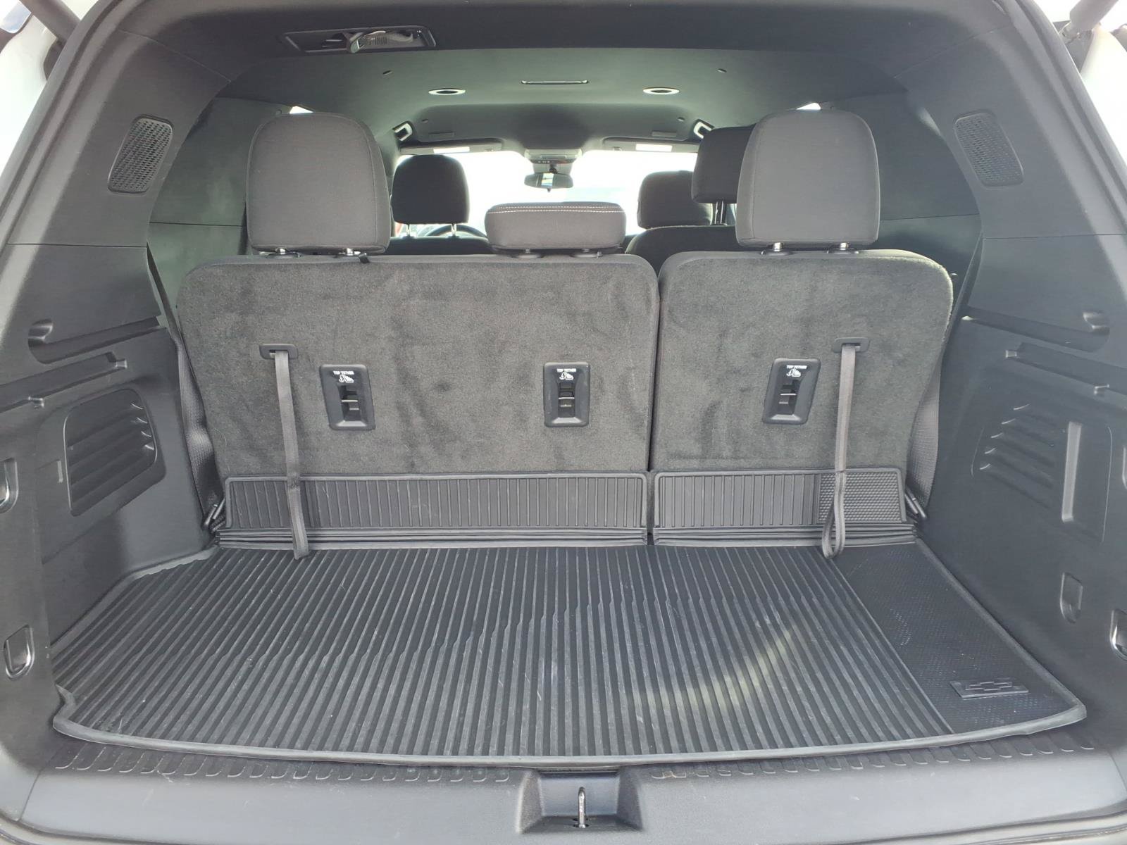 Used 2024 Chevrolet Traverse LT w/ LPO, Floor Liner Package FWD image 27