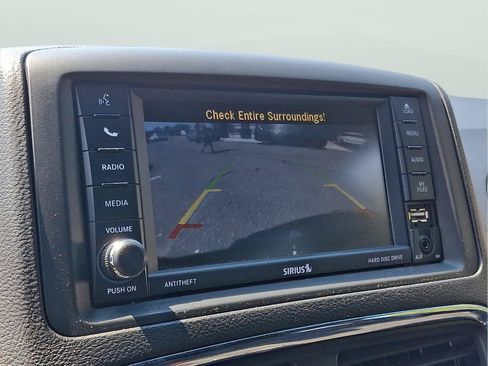 Used 2018 Dodge Grand Caravan SE FWD image 15